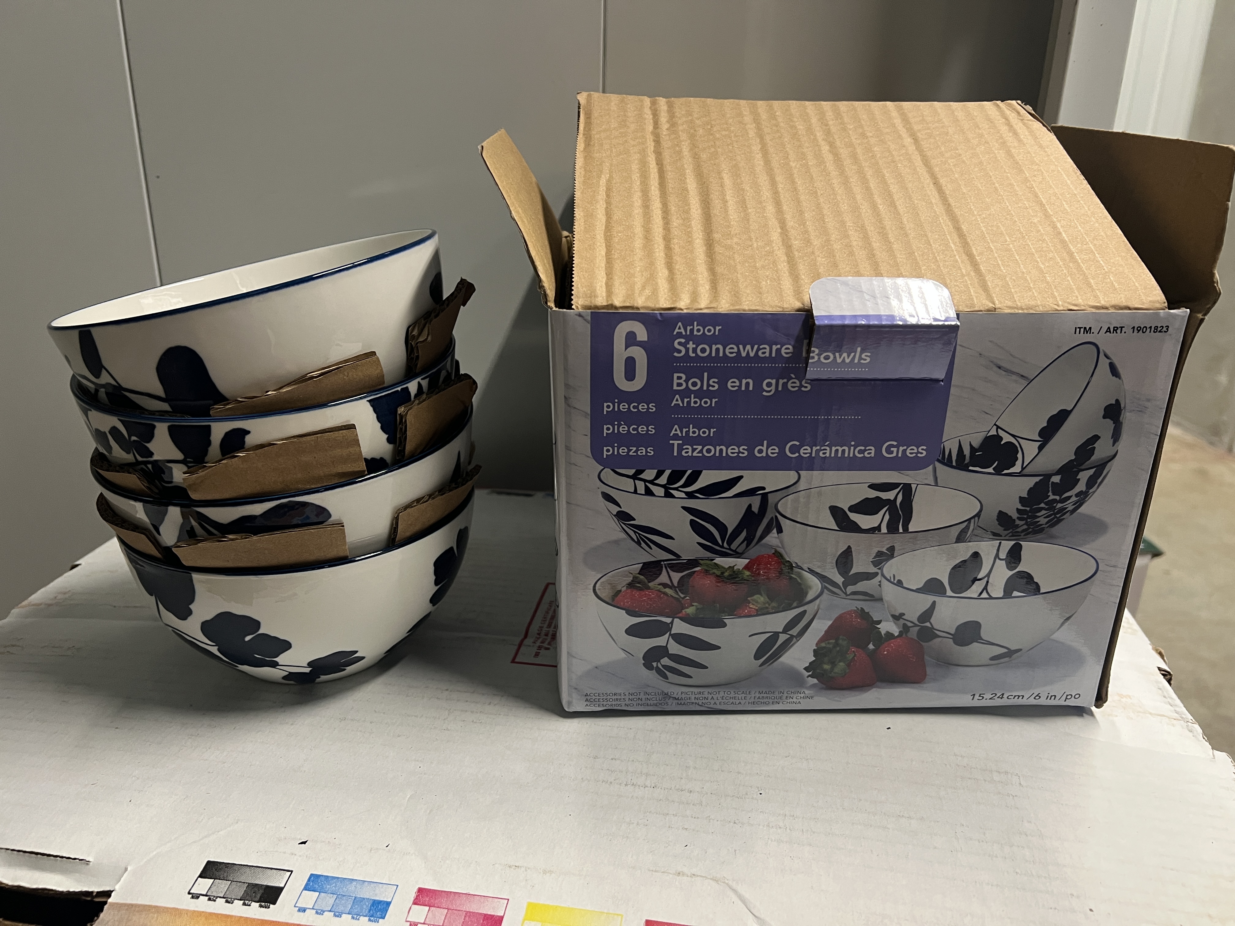 6PC BLUE ARBOR BOWL SET (only 4 bowls)
