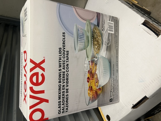 PYREX 8PC CLEAR GLASS