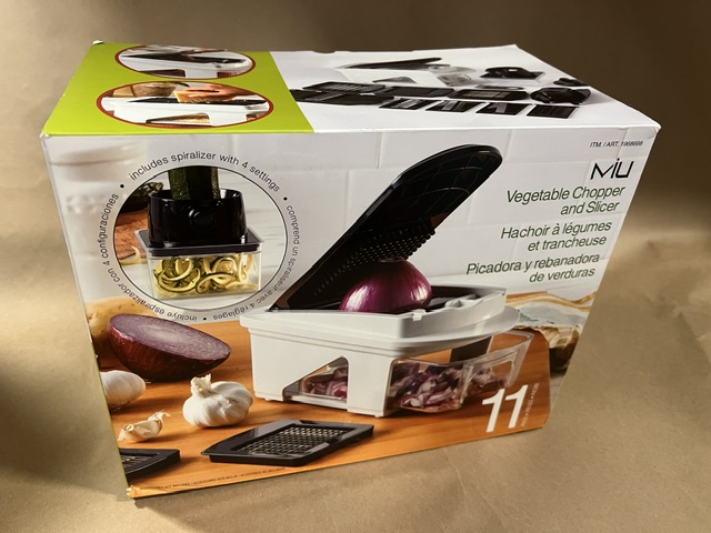 MIU 11PC VEGGIE CHOPPER